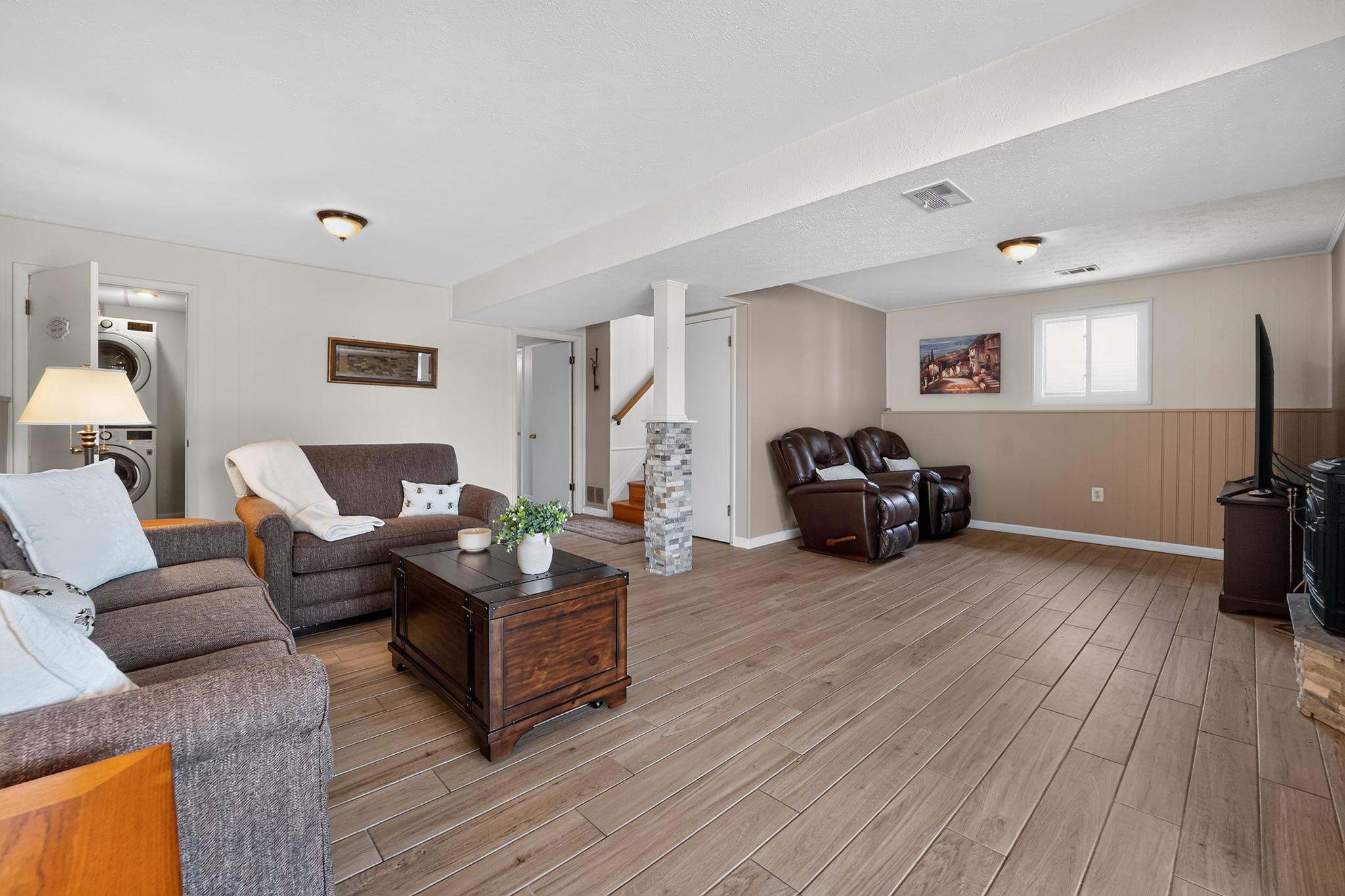 ROCK CREEK ESTATES - Residential