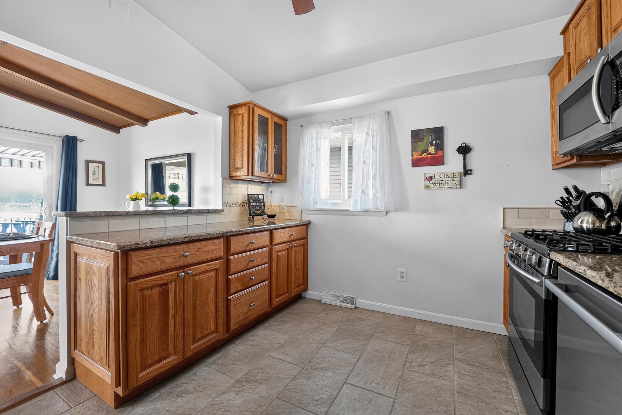 ROCK CREEK ESTATES - Residential