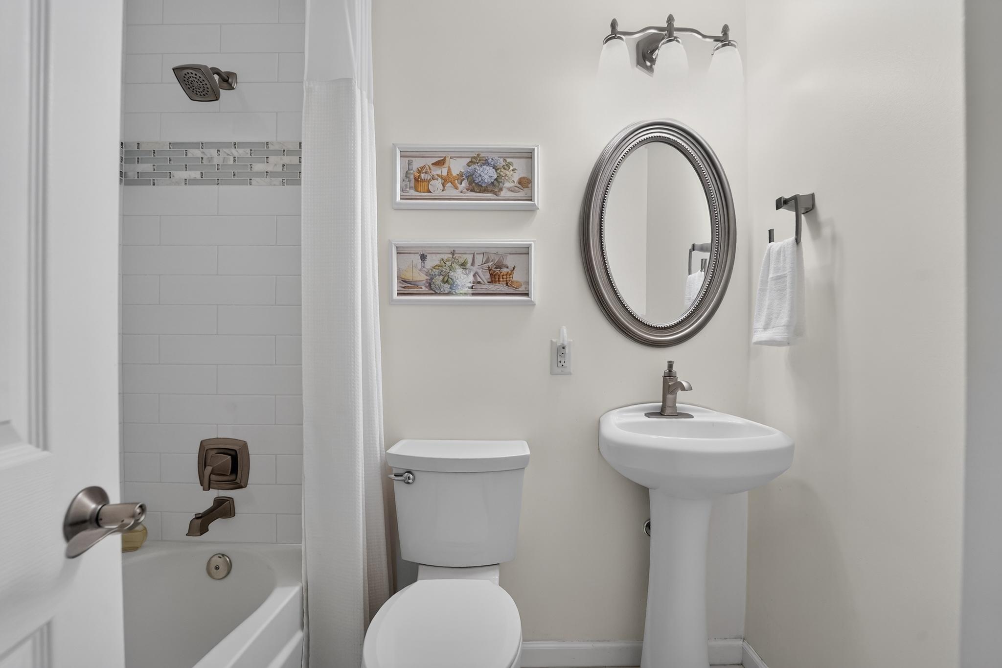 ROCK CREEK ESTATES - Residential