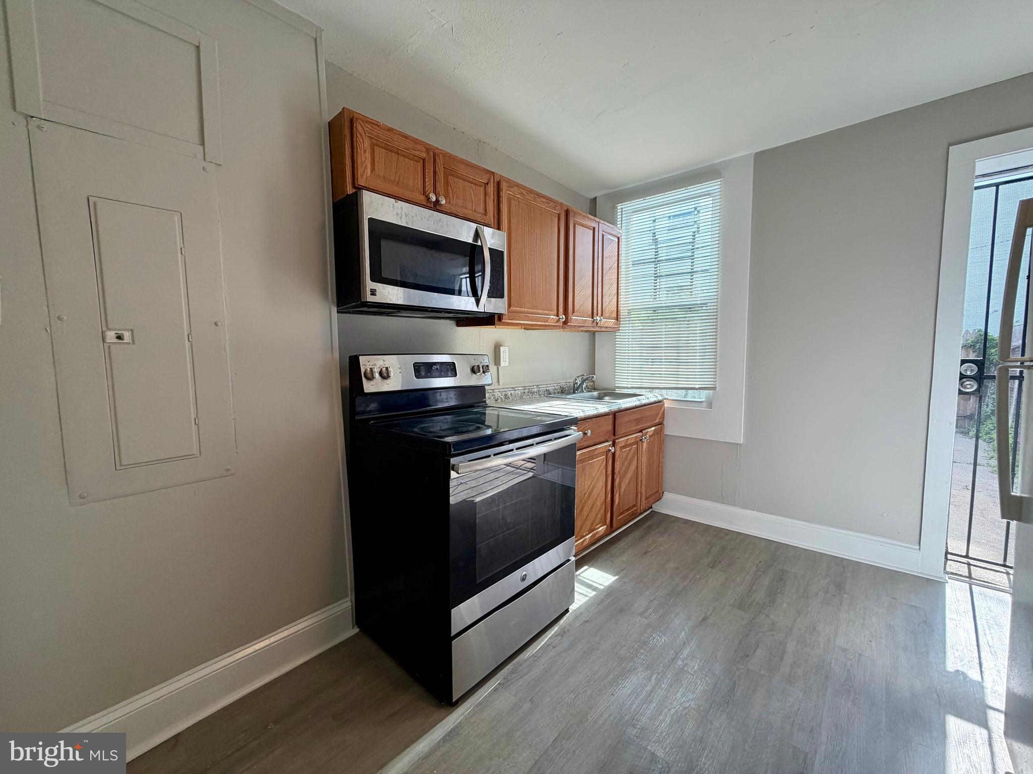 MONDAWMIN - Residential