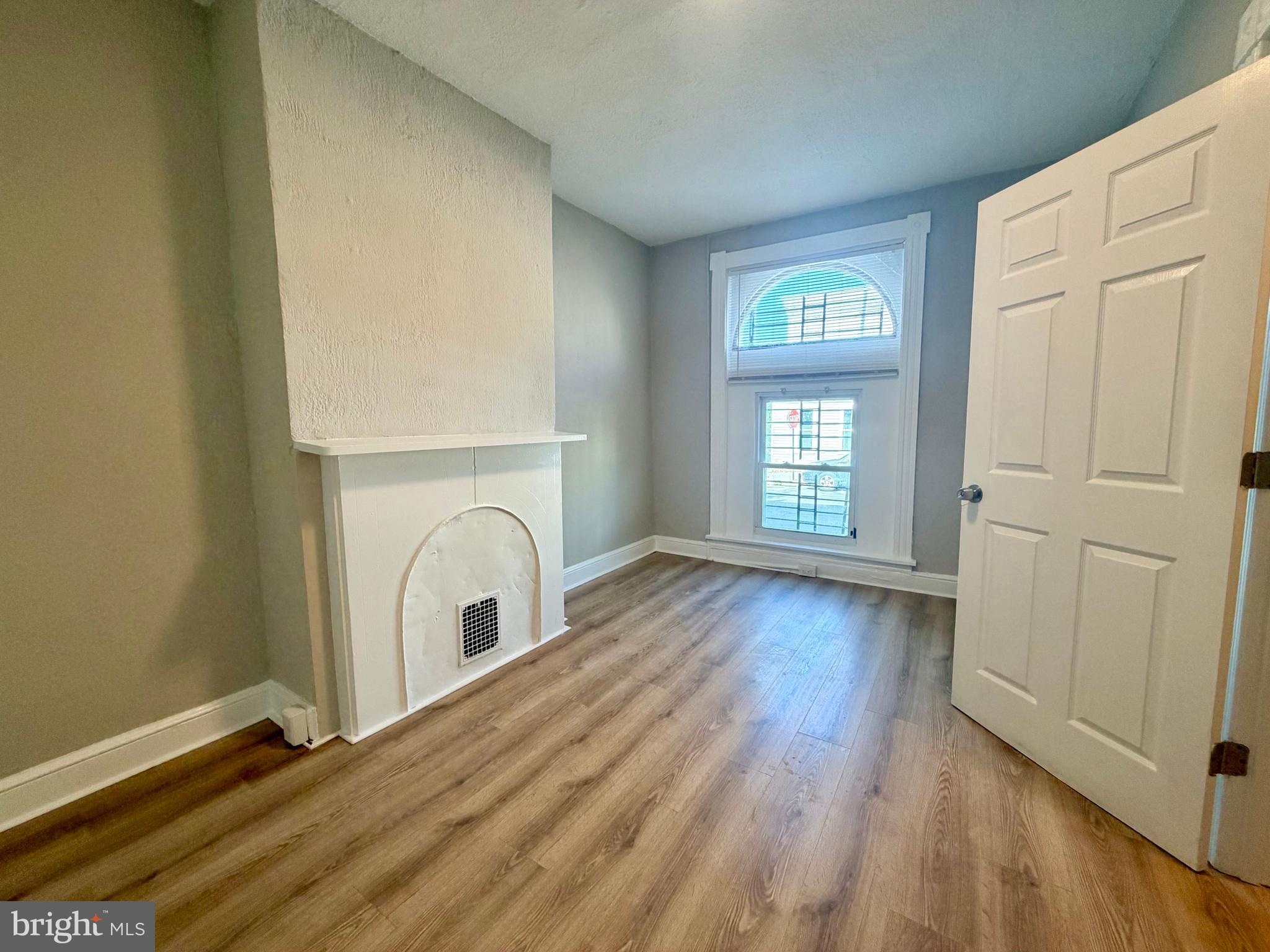 MONDAWMIN - Residential