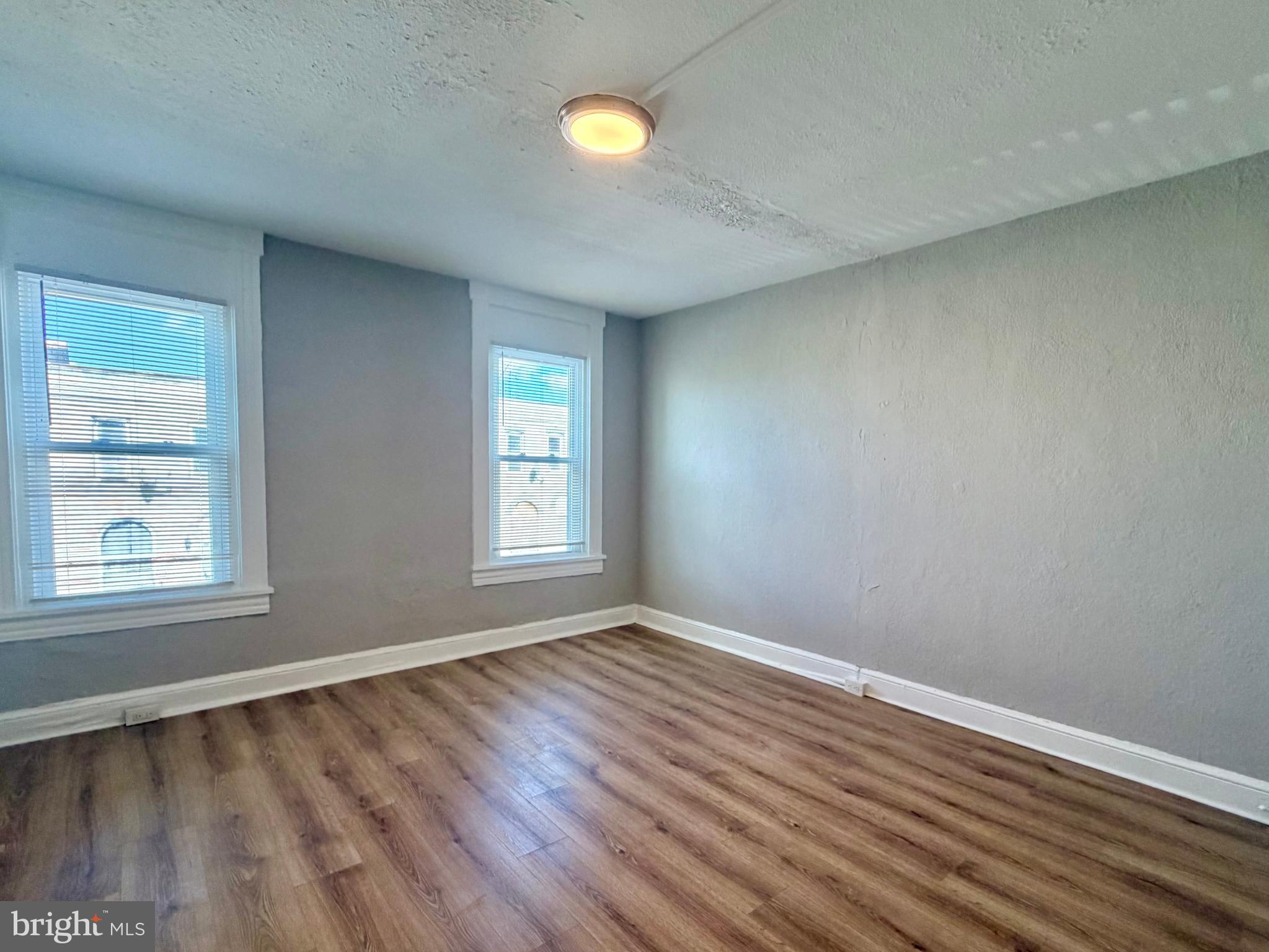 MONDAWMIN - Residential