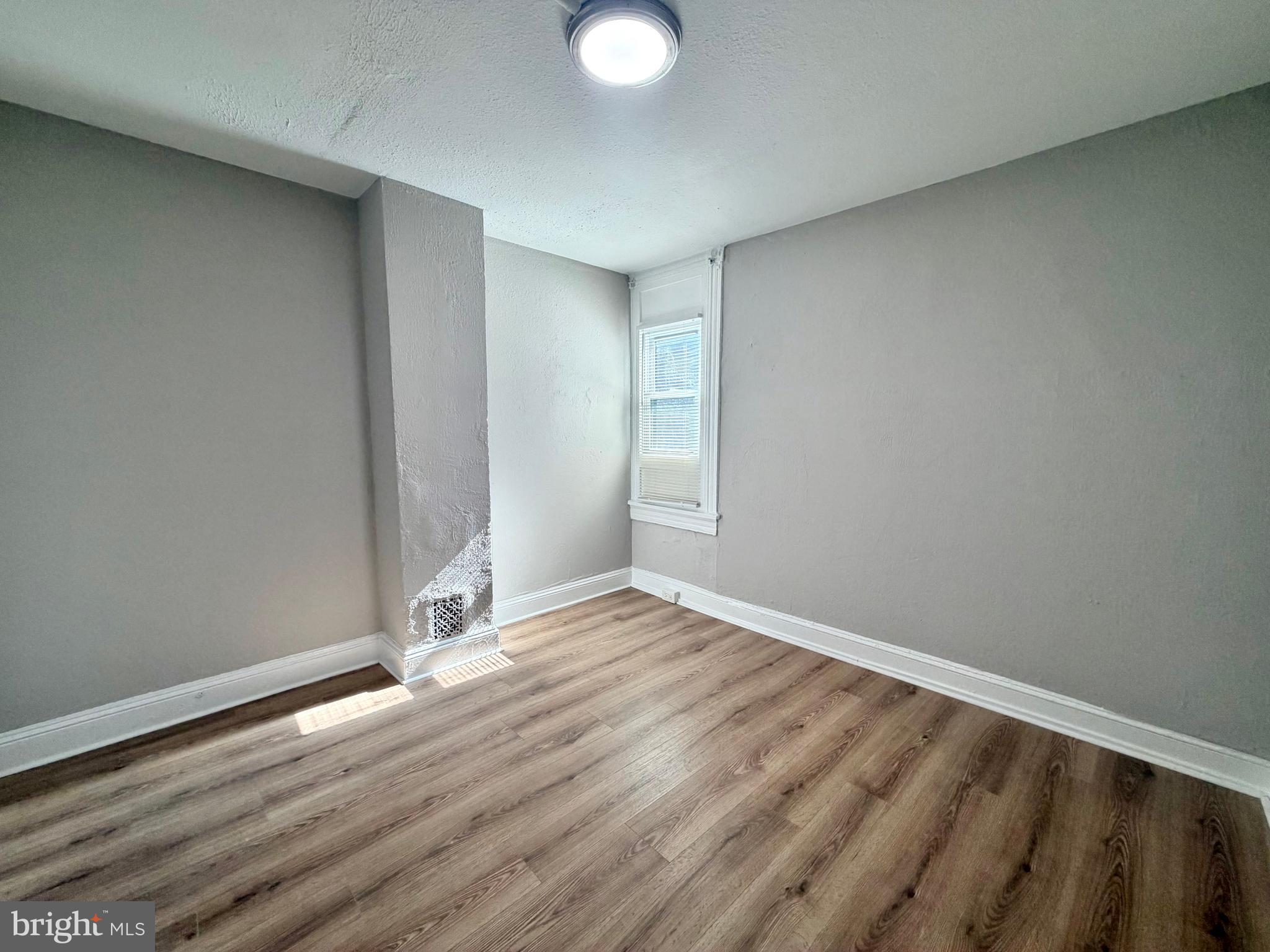 MONDAWMIN - Residential