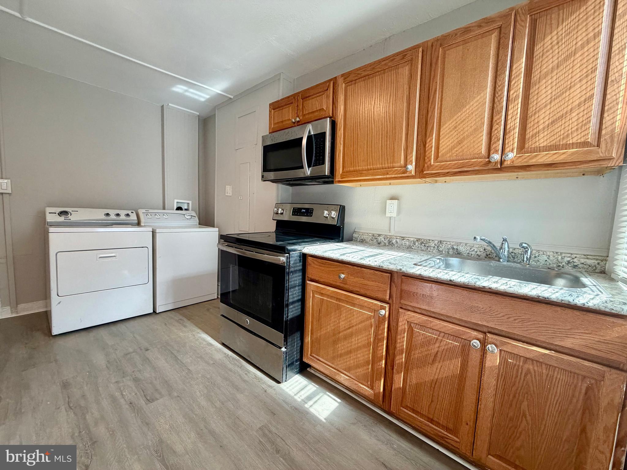 MONDAWMIN - Residential