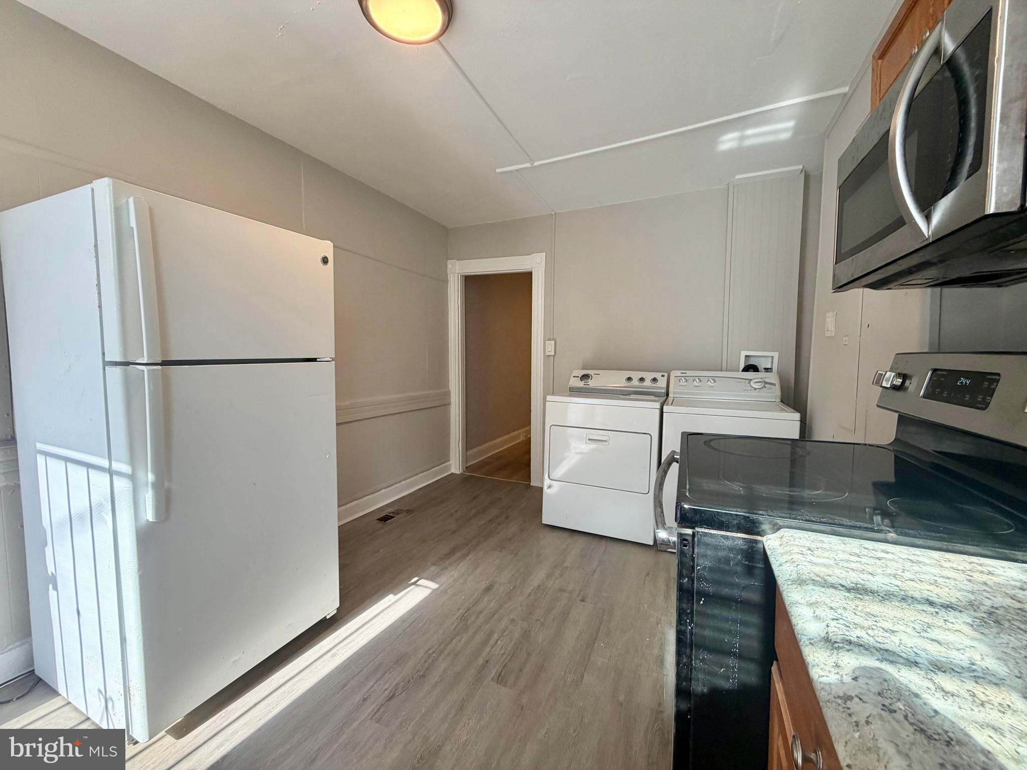 MONDAWMIN - Residential
