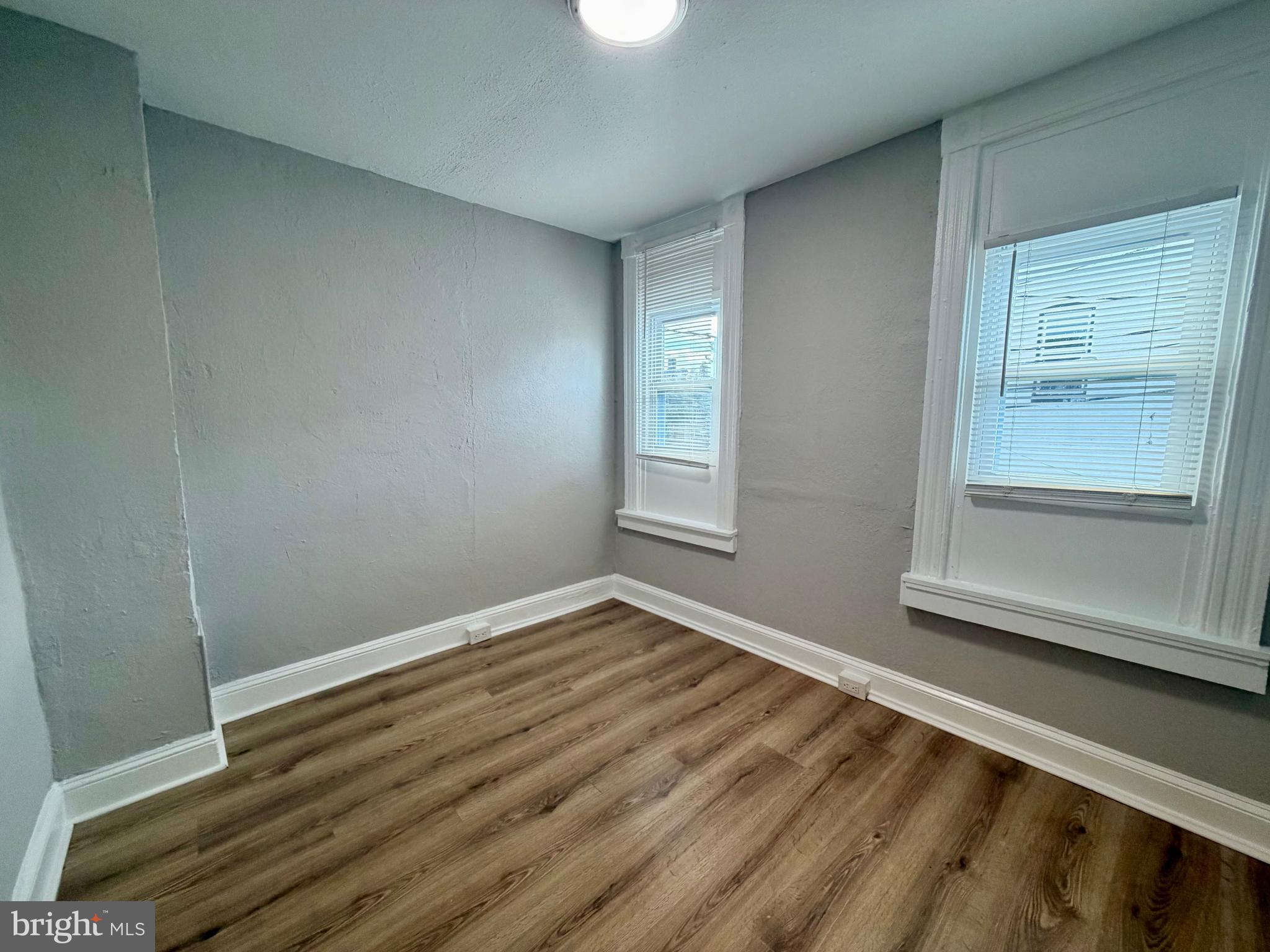 MONDAWMIN - Residential