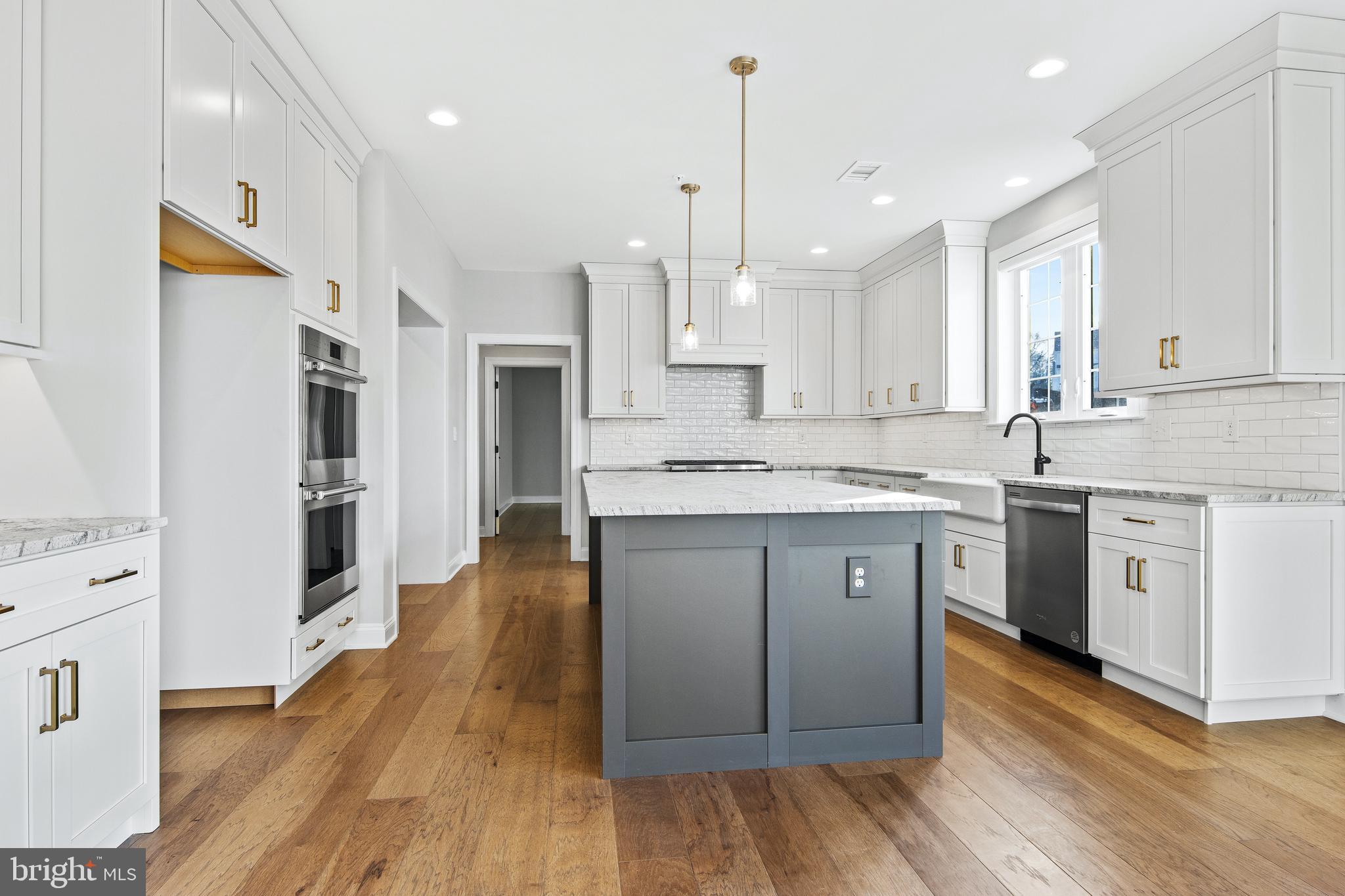 CLOVER HILL - Residential