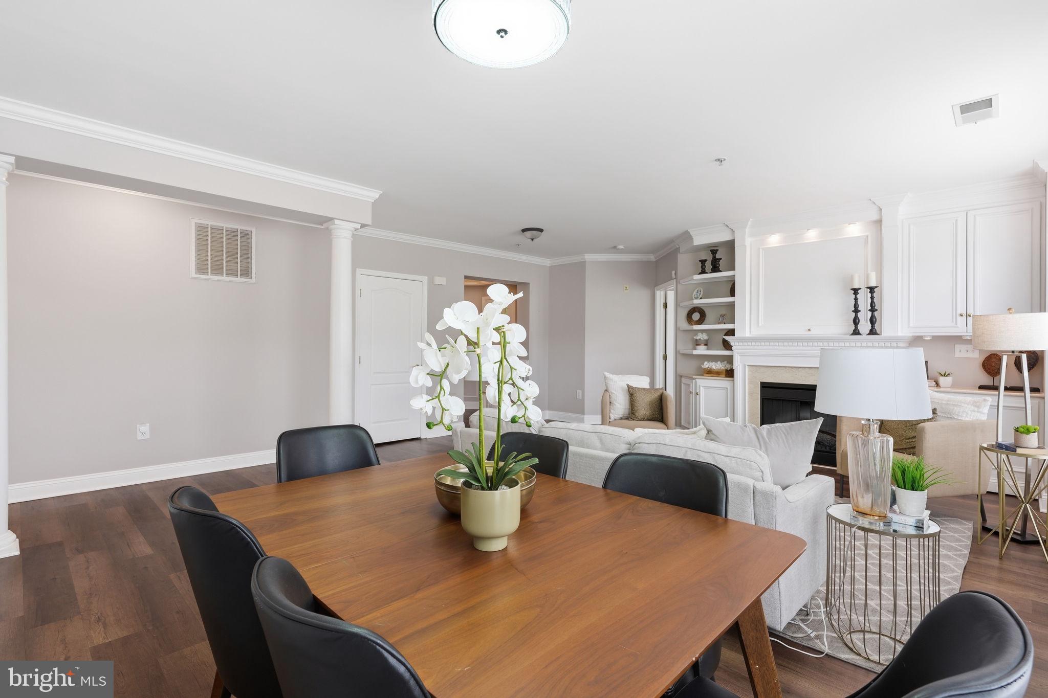 KING FARM VILLAGE CENTER - Residential