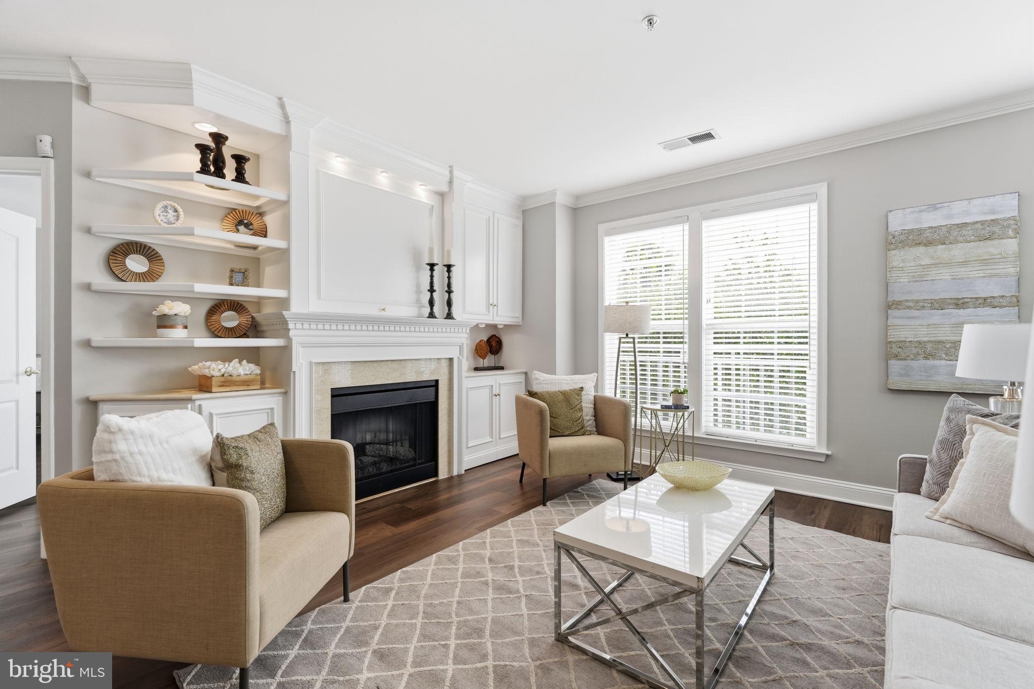KING FARM VILLAGE CENTER - Residential