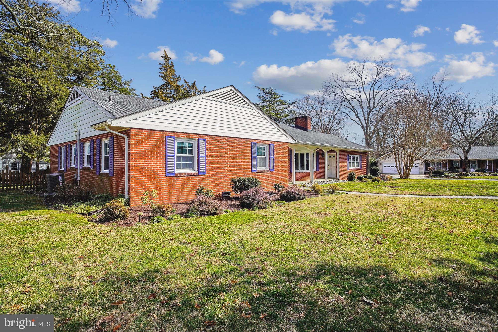 EASTON - Residential Lease