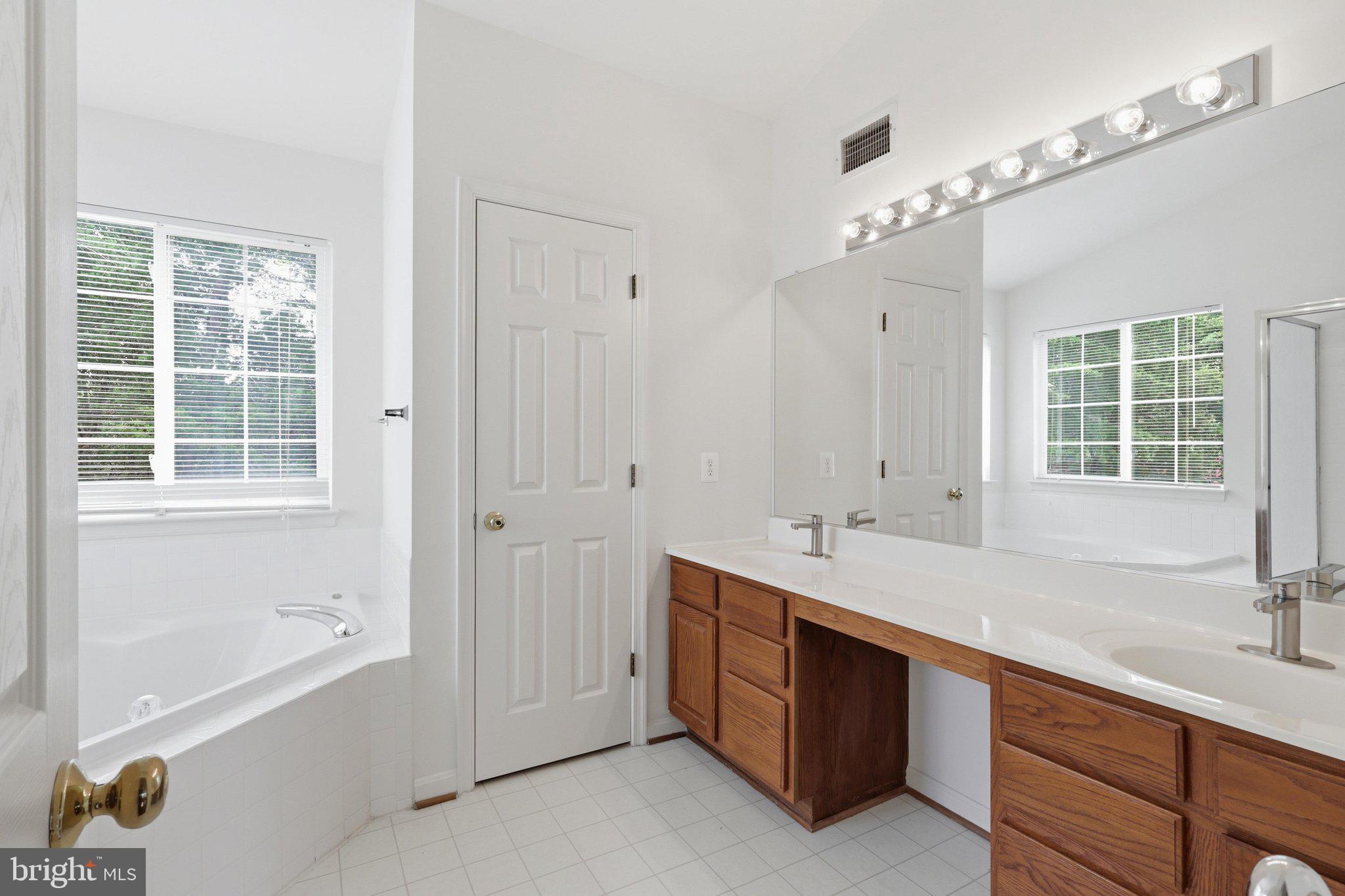 KINGSBROOKE - Residential