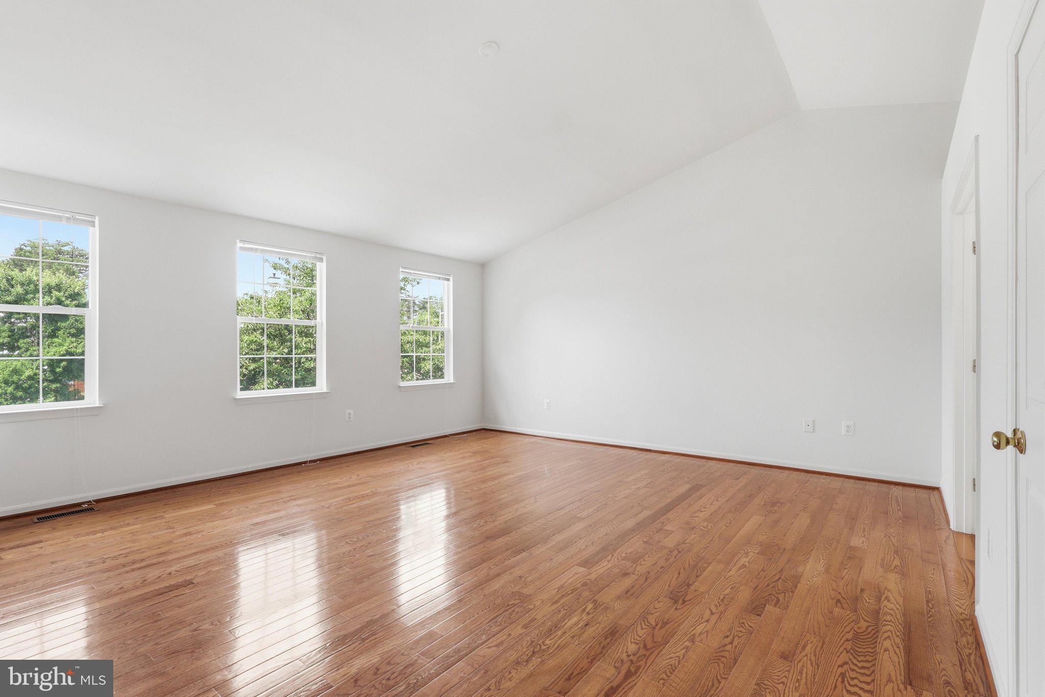 KINGSBROOKE - Residential