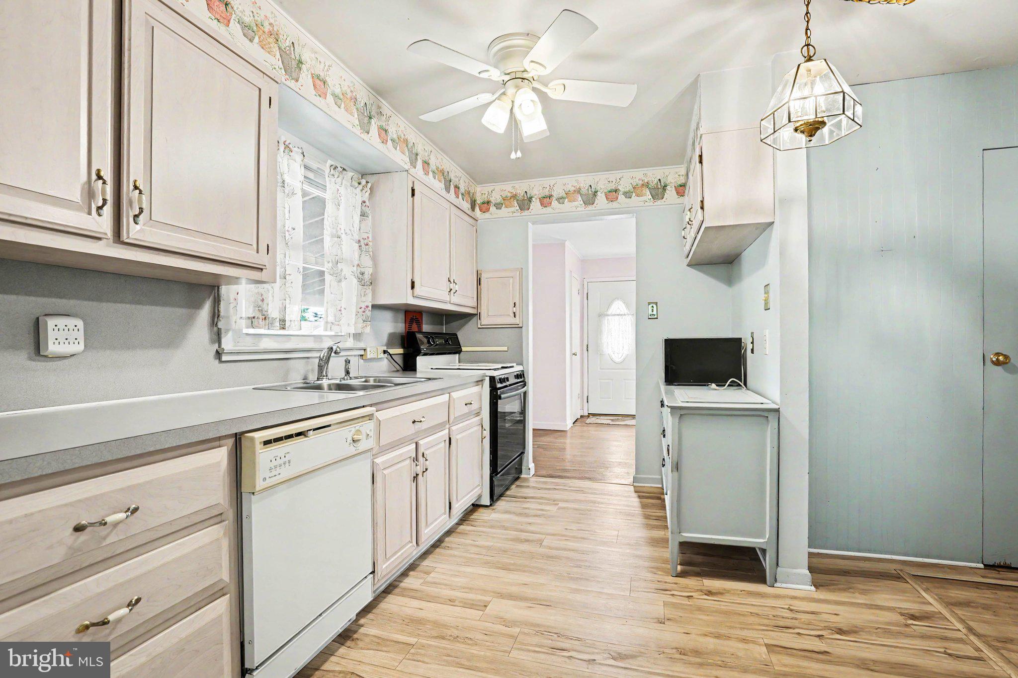 CUMBERLAND PARK - Residential