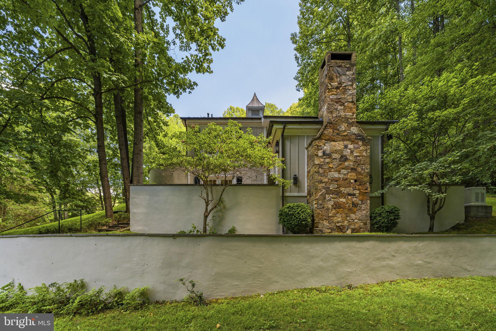 THE PLAINS - Residential