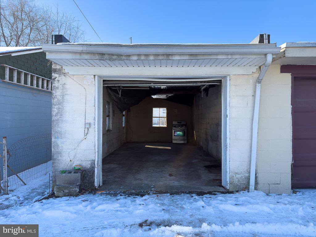 NONE AVAILABLE - Residential Lease