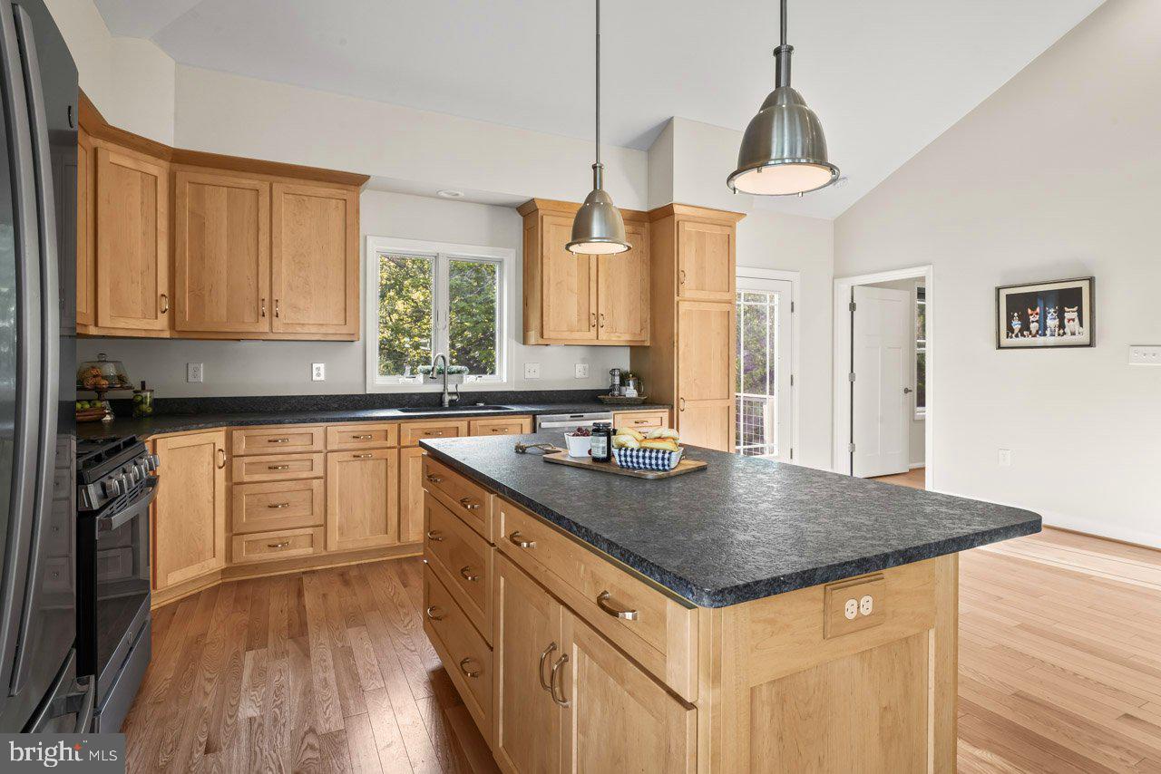 SHEPHERDSTOWN - Residential