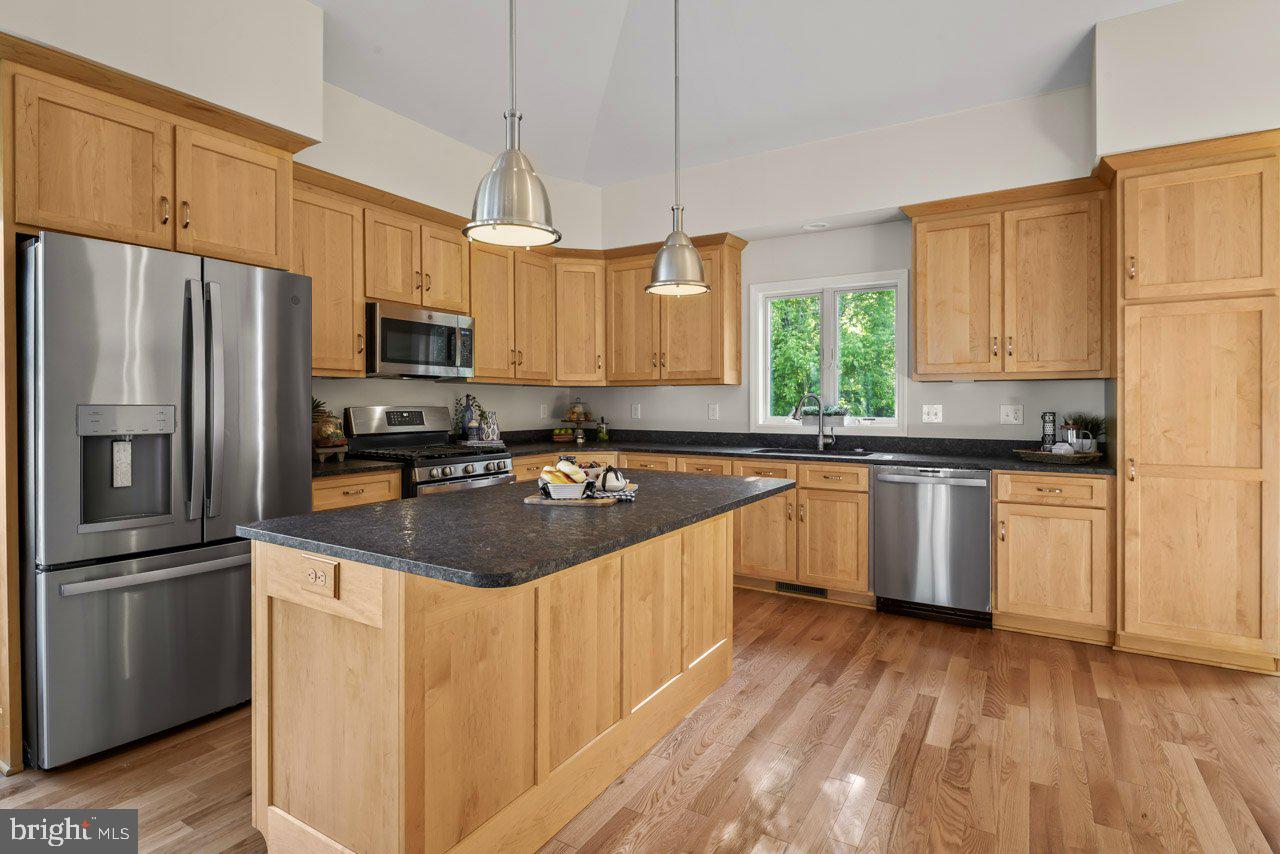 SHEPHERDSTOWN - Residential
