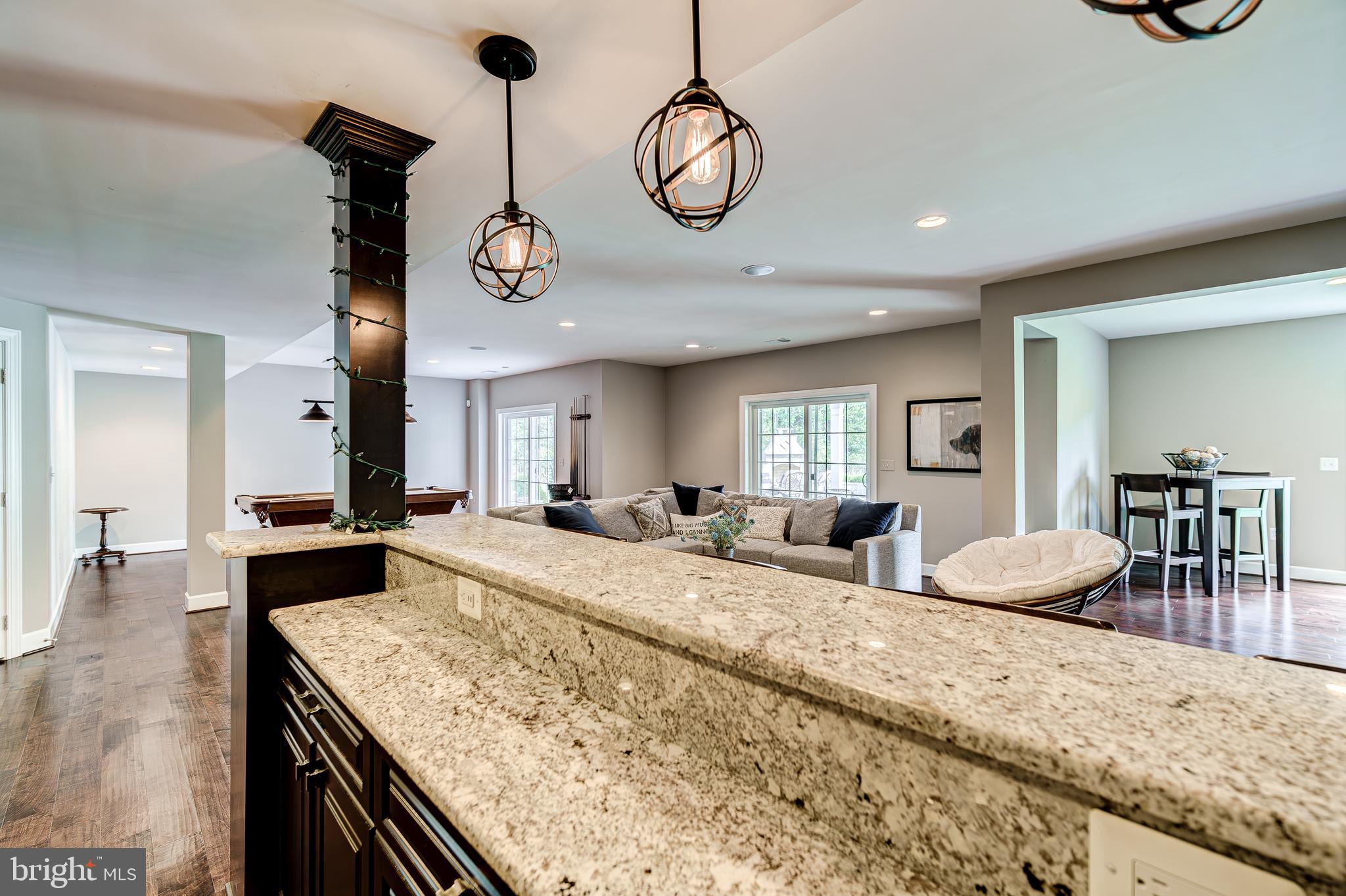 HUNTLEIGH AT CREIGHTON FARMS - Residential