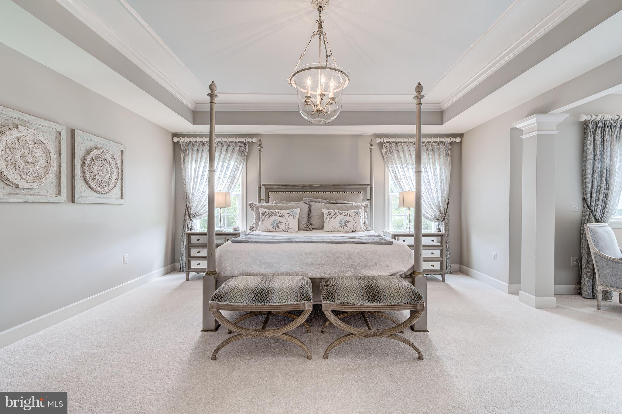 HUNTLEIGH AT CREIGHTON FARMS - Residential