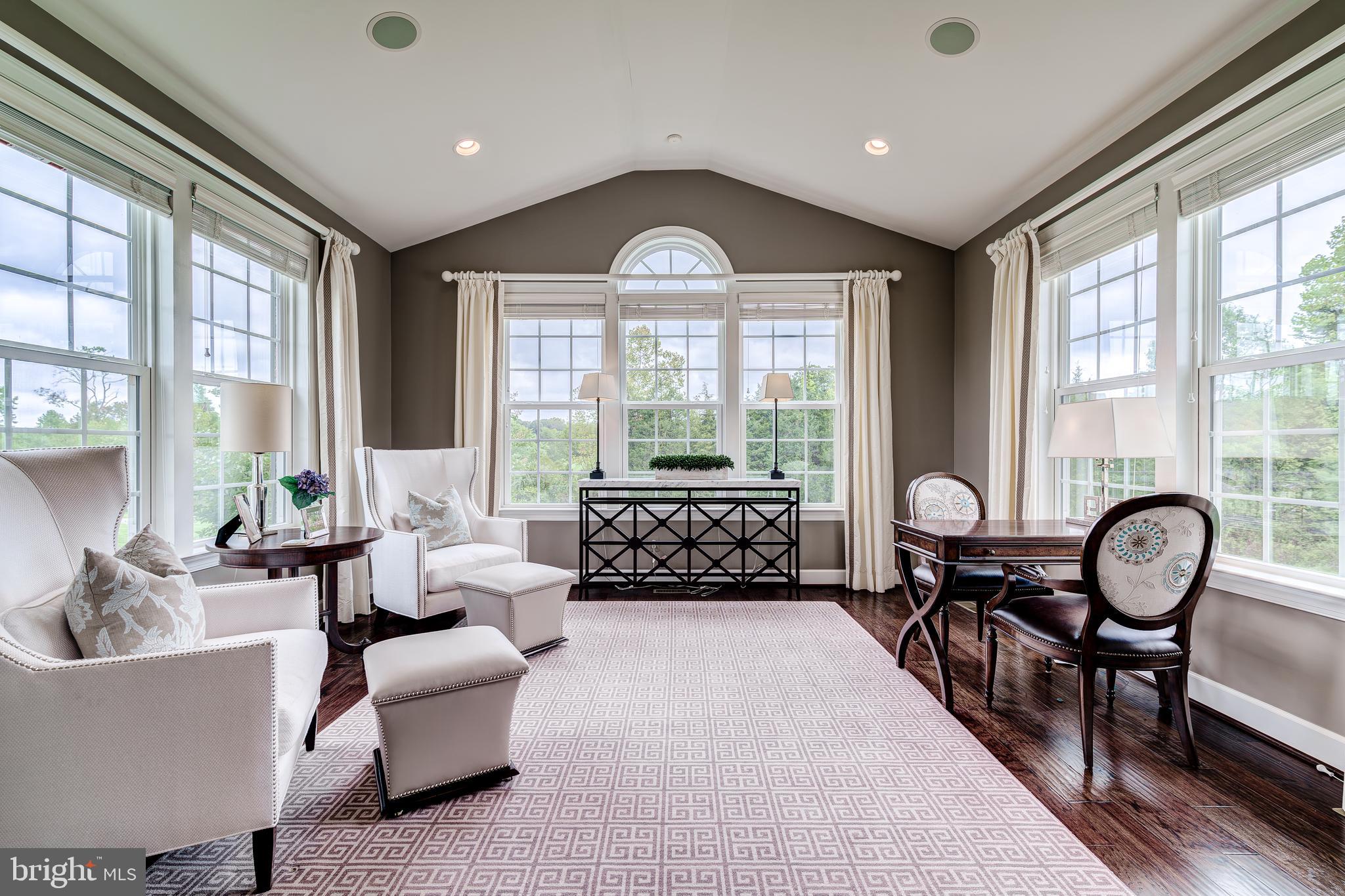 HUNTLEIGH AT CREIGHTON FARMS - Residential