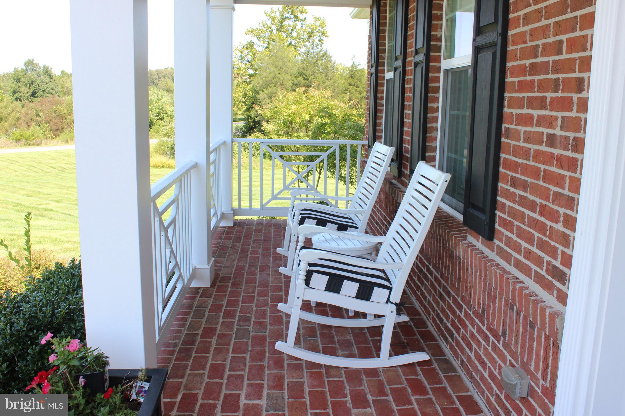 HUNTLEIGH AT CREIGHTON FARMS - Residential
