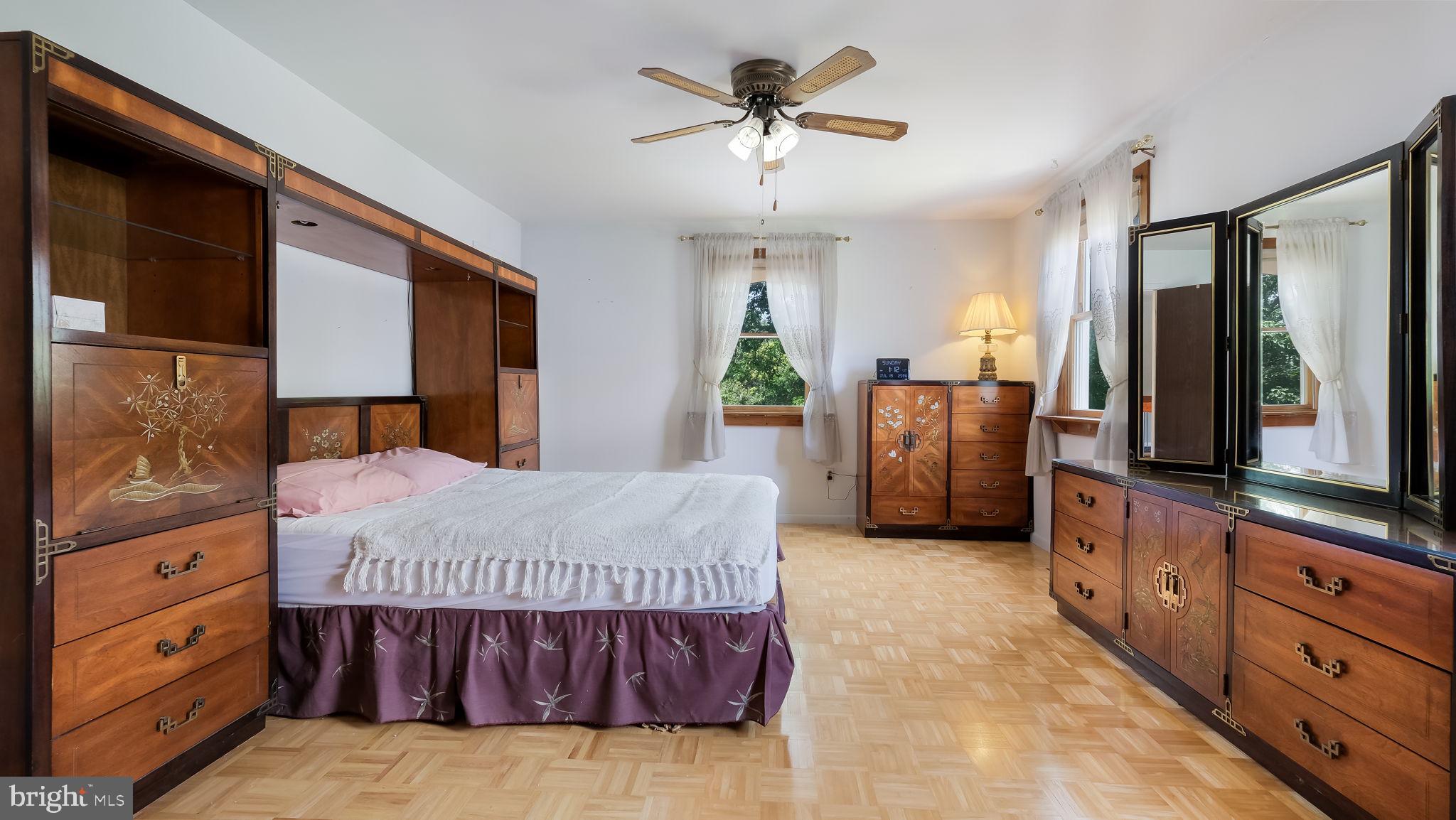 PALOMINO FARMS - Residential