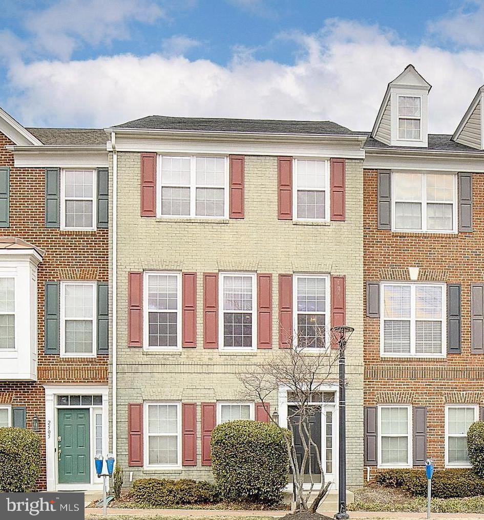 WHEATON HILLS - Residential Lease