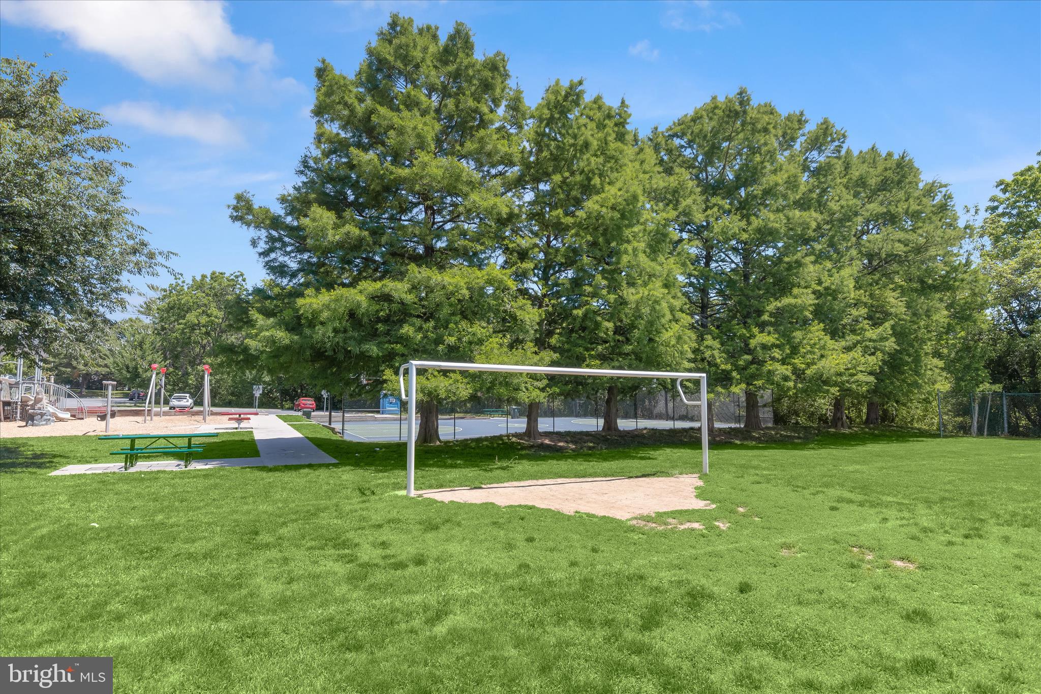 GUNNERS LAKE VILLAGE - Residential