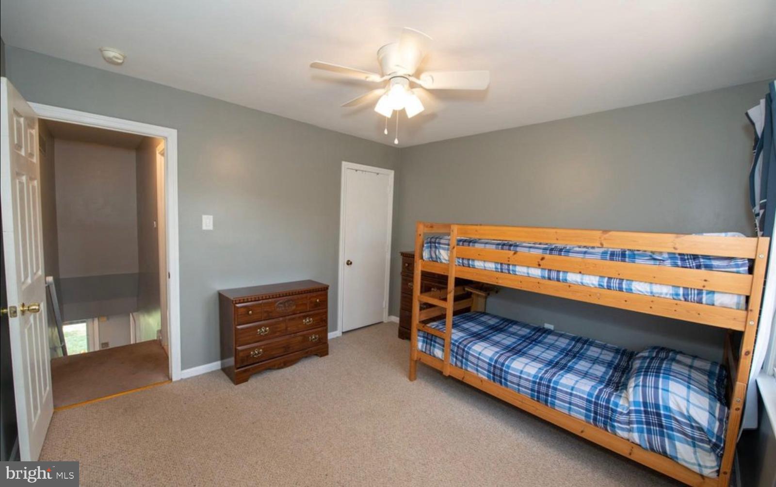 LANSDALE - Residential