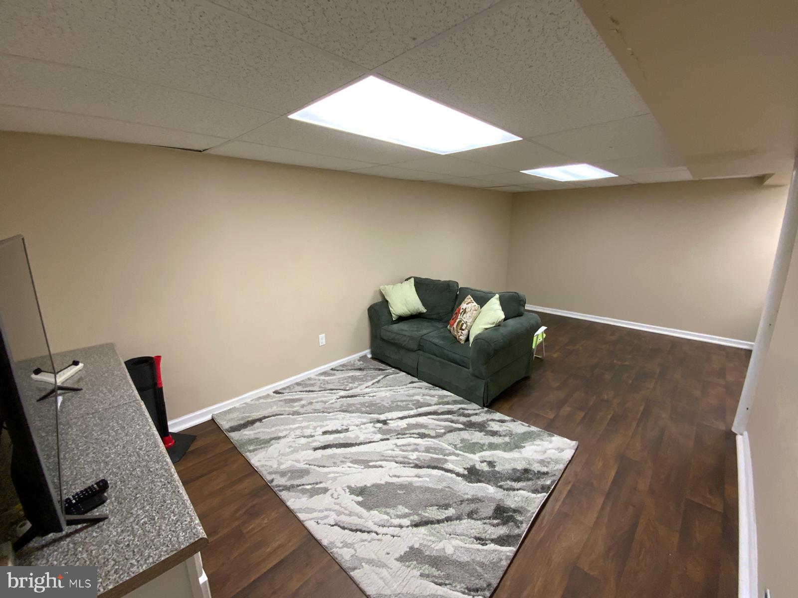 LANSDALE - Residential