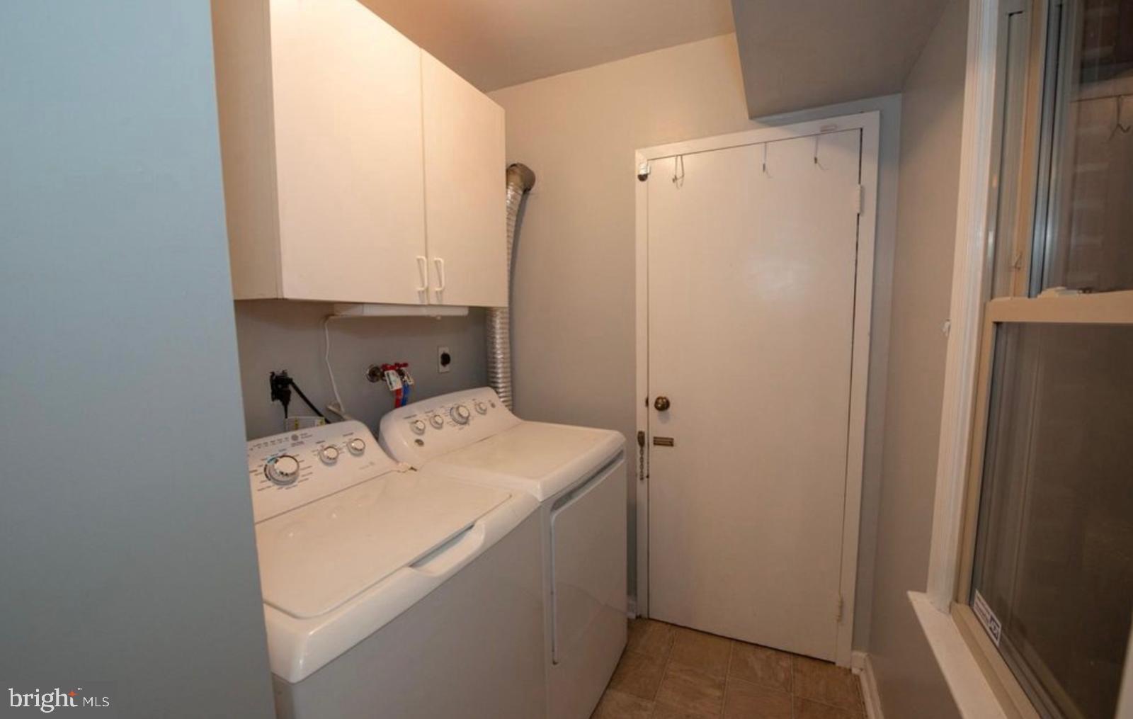 LANSDALE - Residential