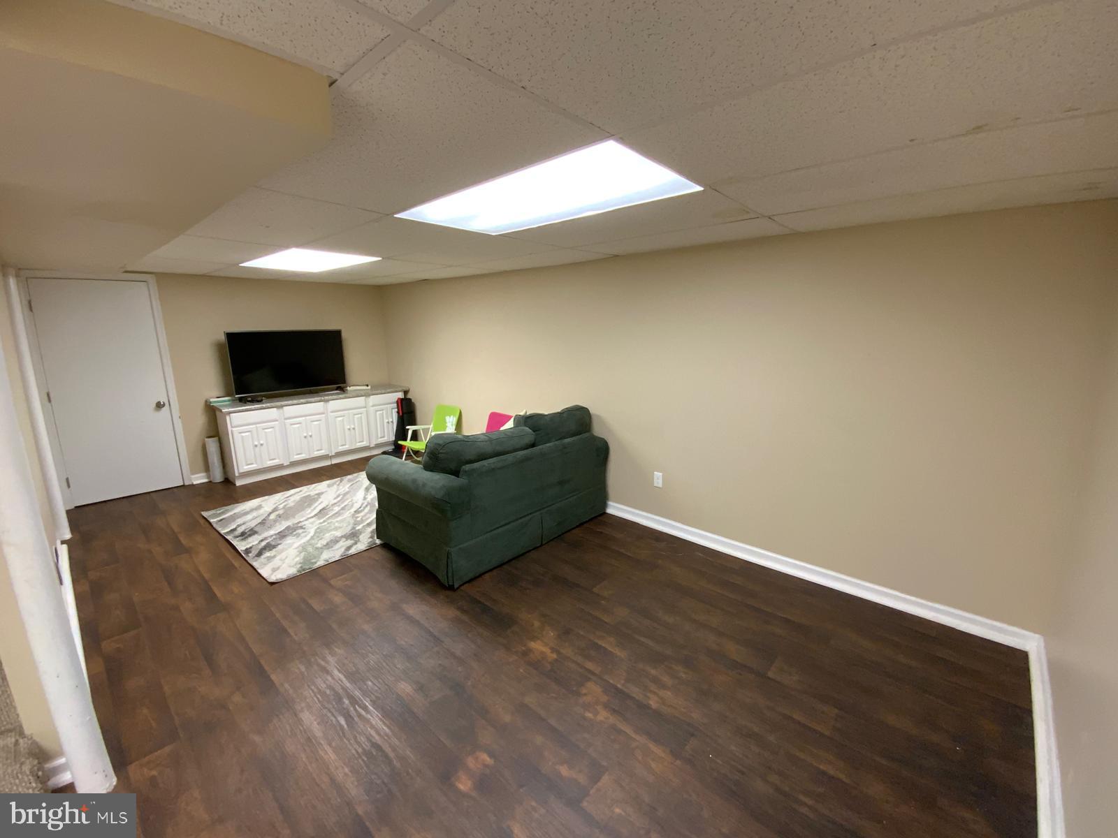 LANSDALE - Residential