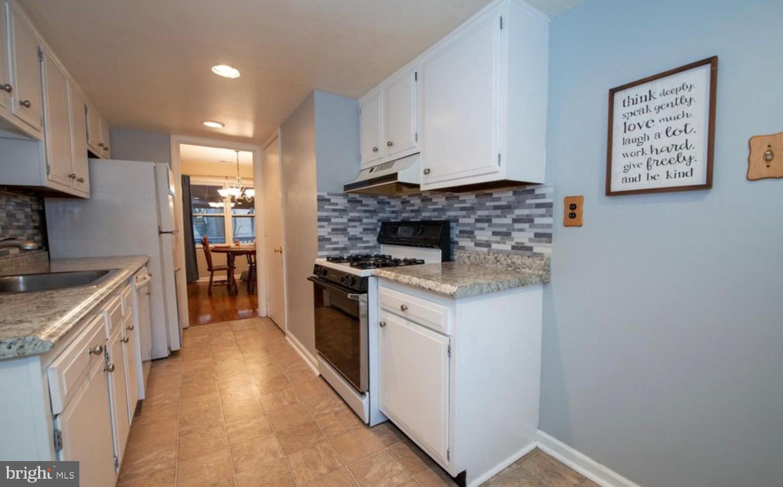 LANSDALE - Residential