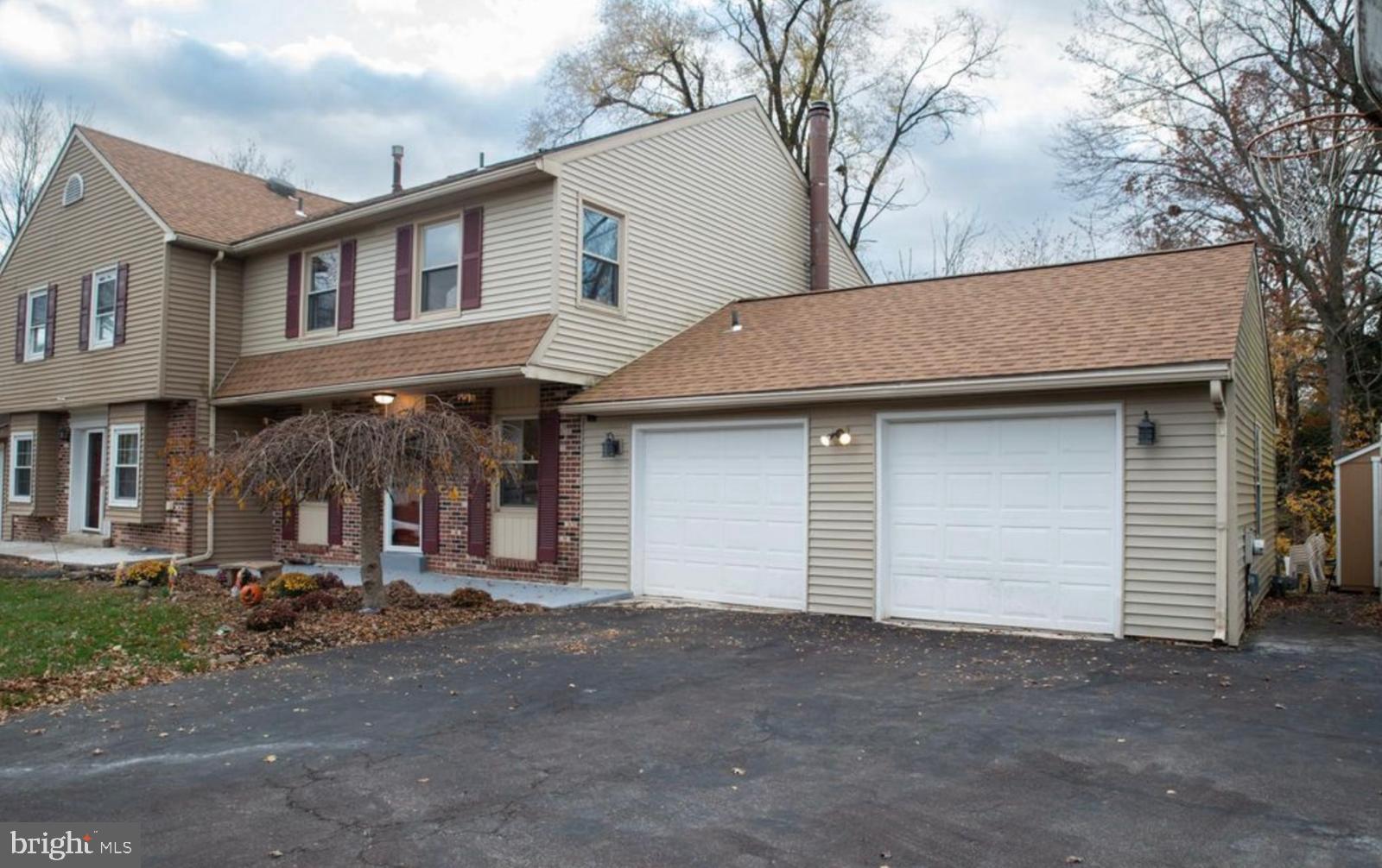 LANSDALE - Residential