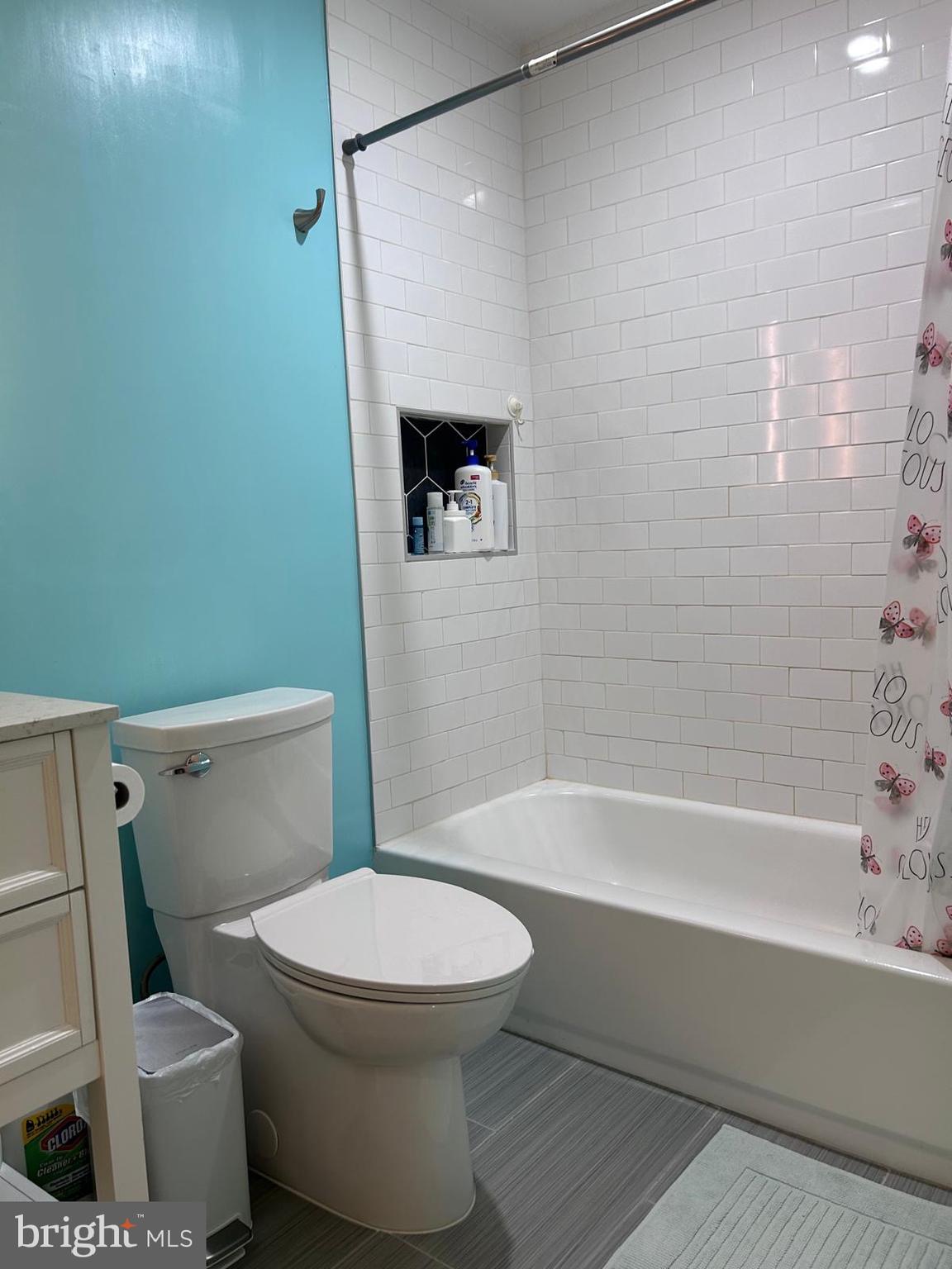 LANSDALE - Residential