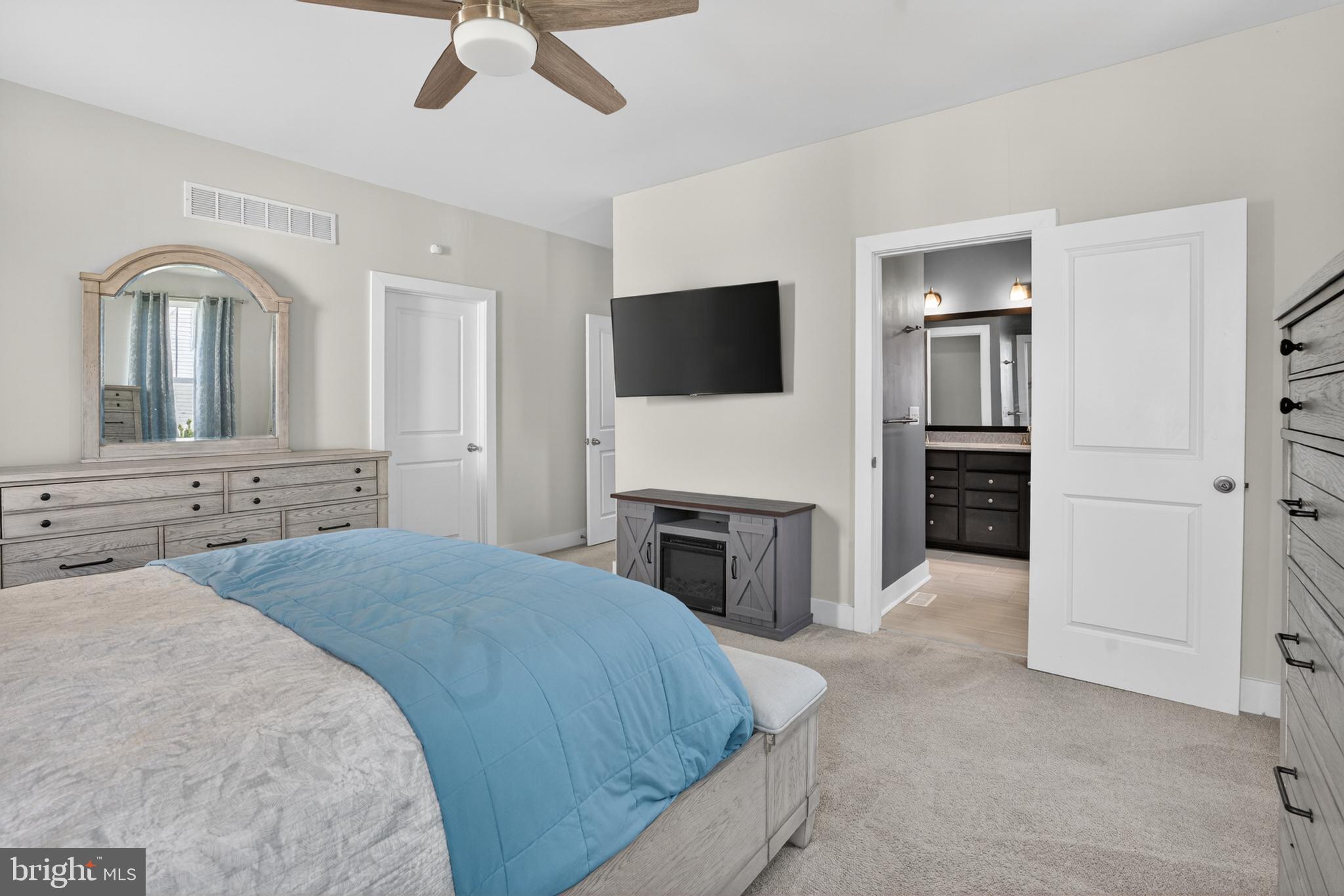 WHITE CREEK AT BETHANY - Residential