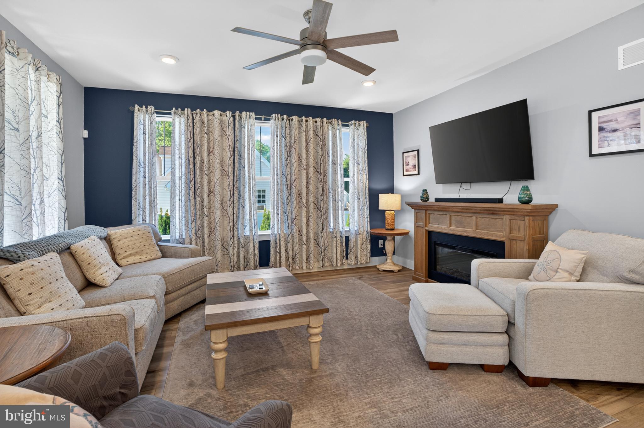 WHITE CREEK AT BETHANY - Residential