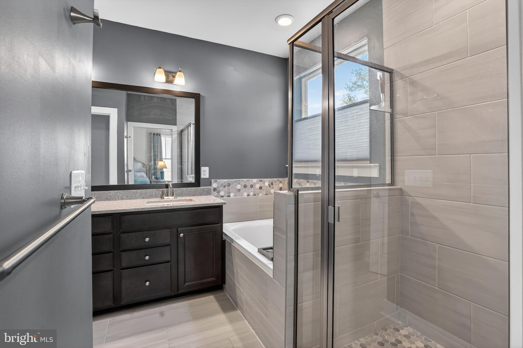 WHITE CREEK AT BETHANY - Residential