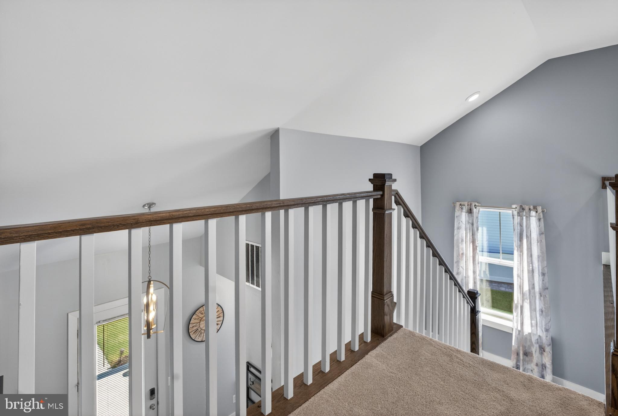 WHITE CREEK AT BETHANY - Residential