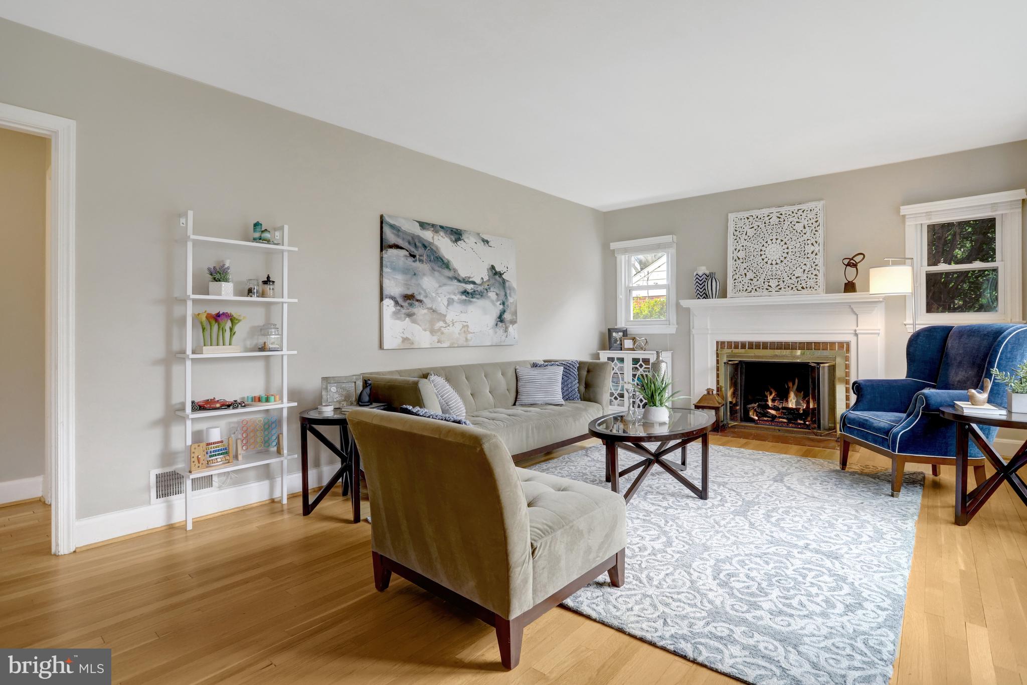 HILLWOOD - Residential