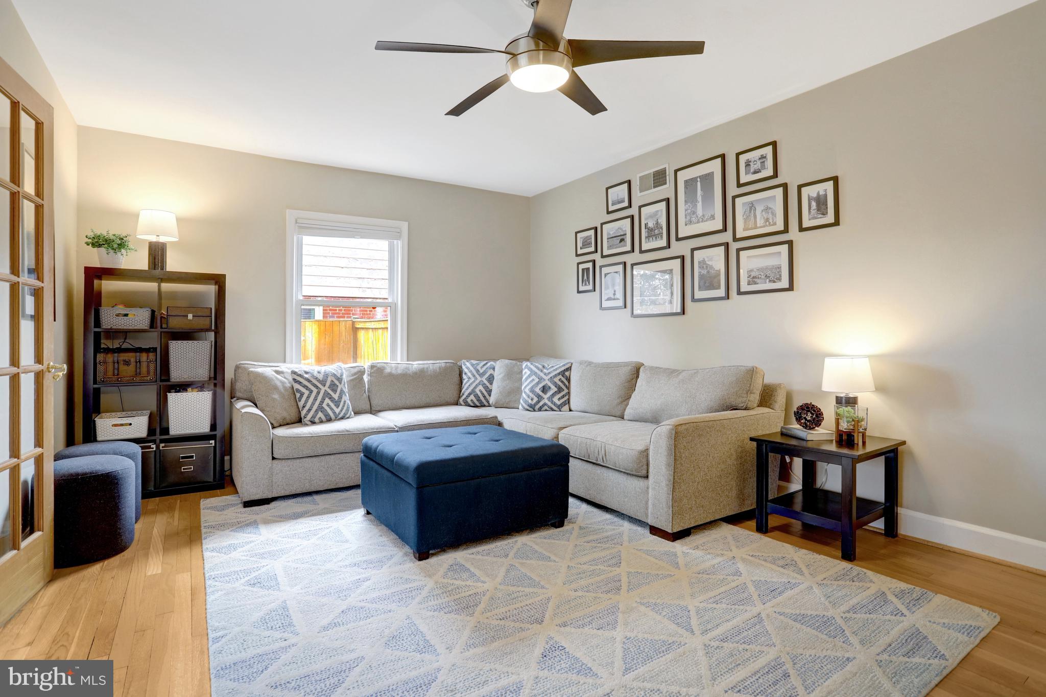 HILLWOOD - Residential