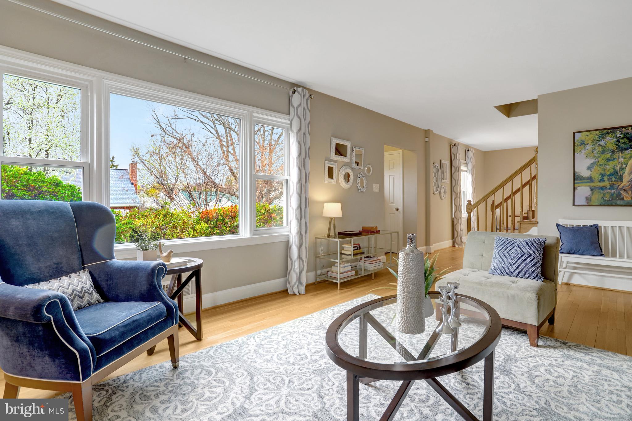 HILLWOOD - Residential