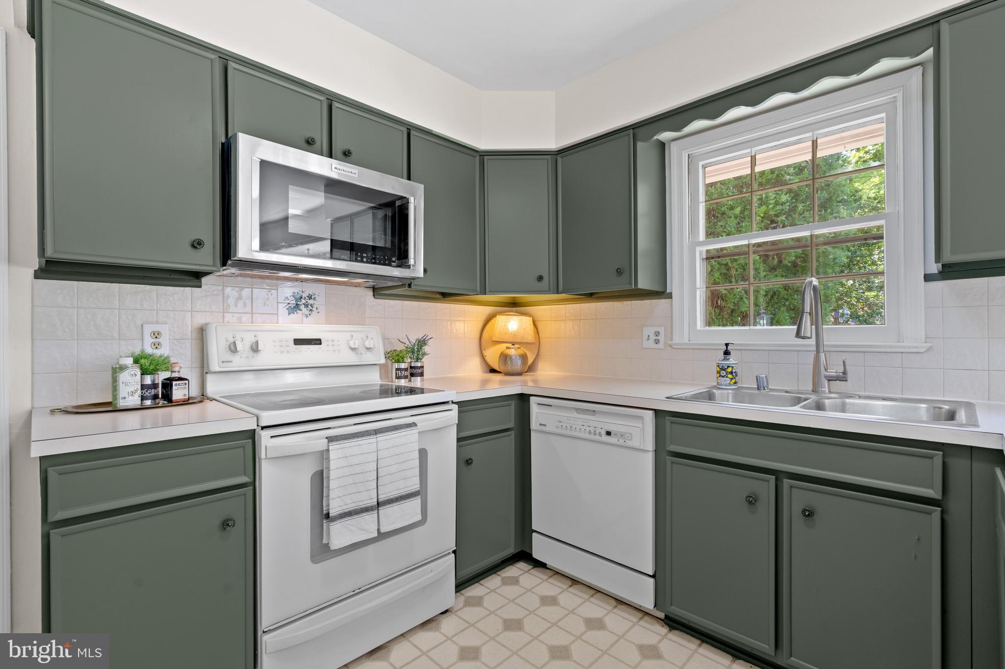 TANGLEWOOD - Residential