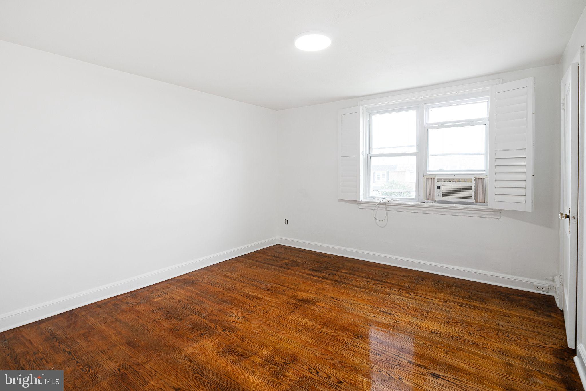 OVERBROOK - Residential