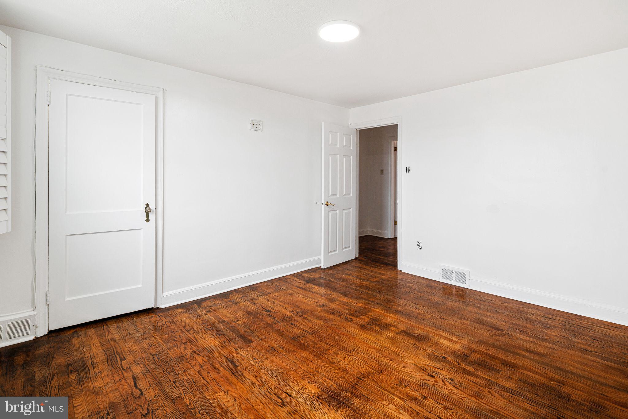 OVERBROOK - Residential