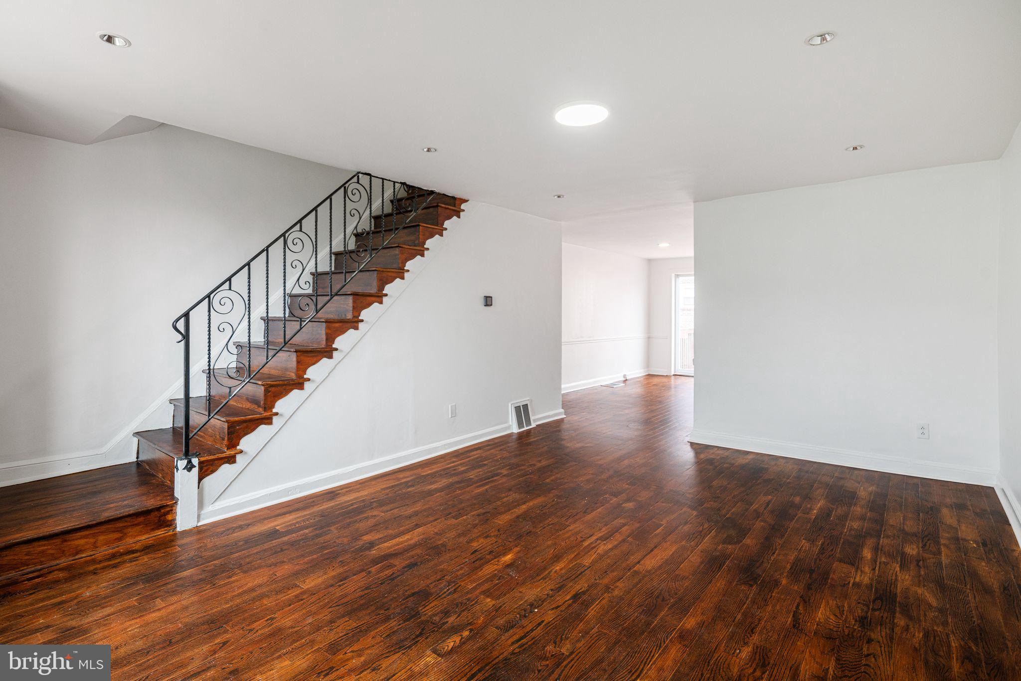 OVERBROOK - Residential
