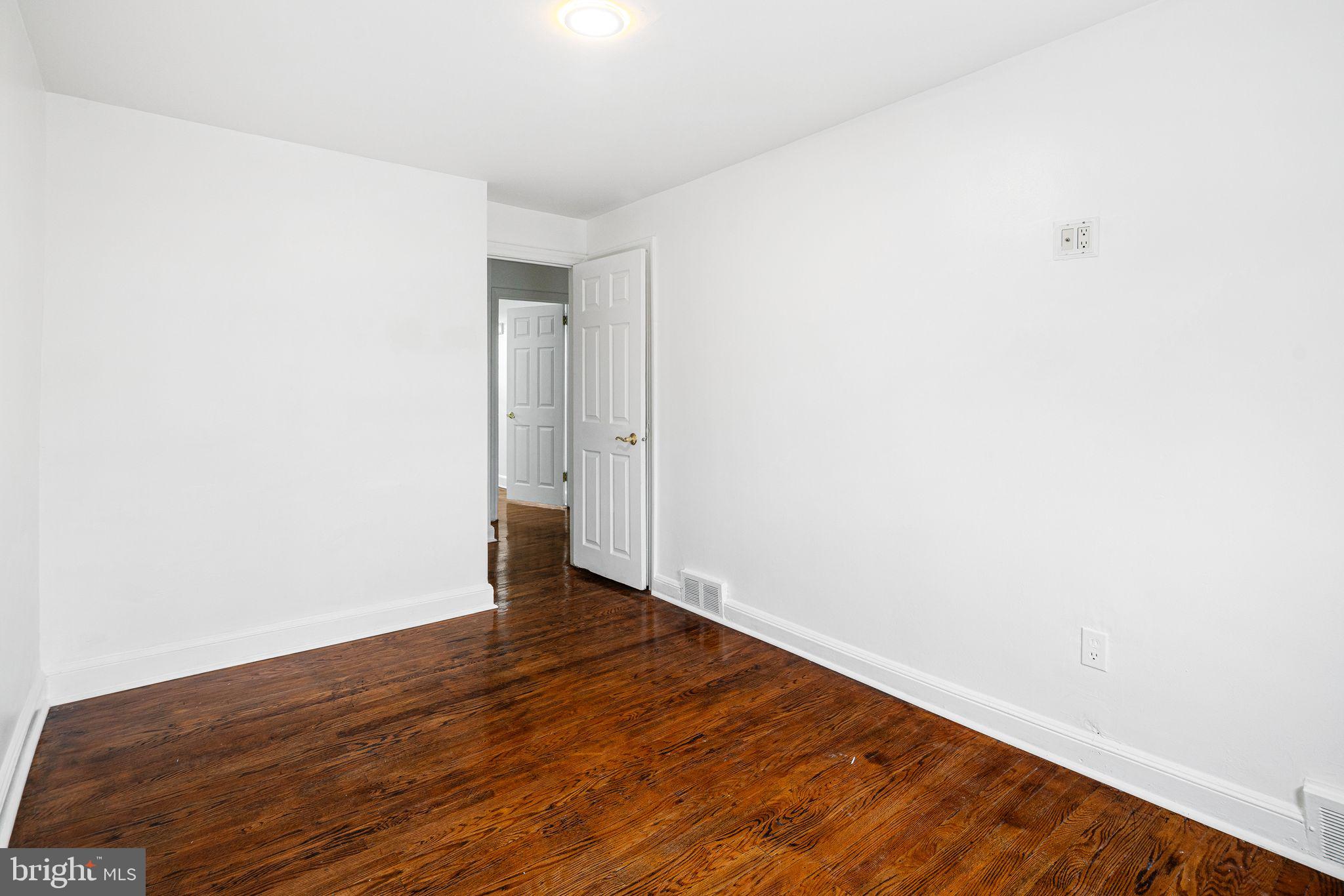 OVERBROOK - Residential