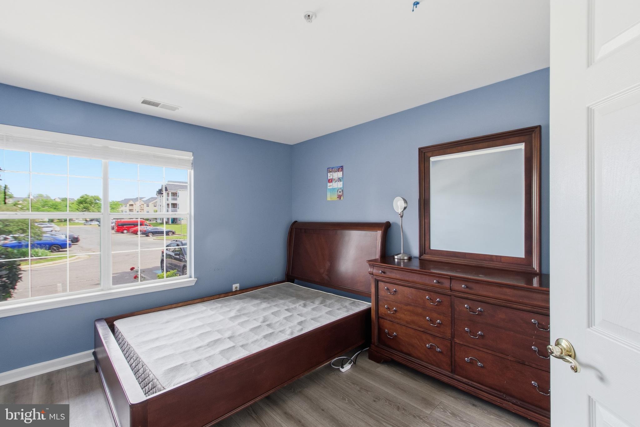 STRATFORD CONDOS - Residential