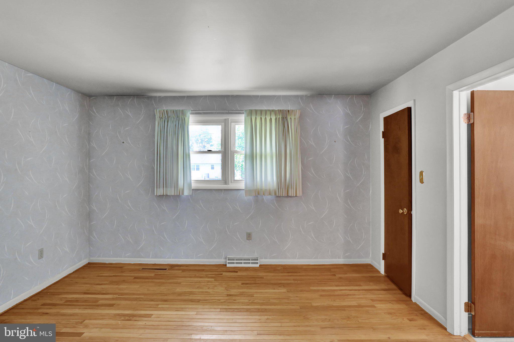 COLONY PARK - Residential