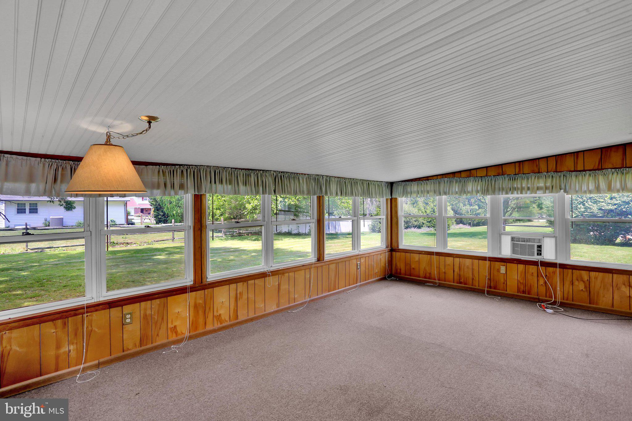COLONY PARK - Residential